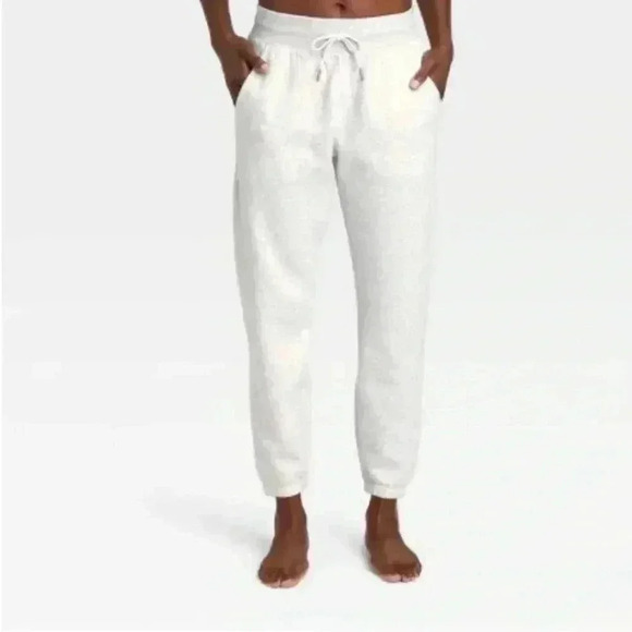 All In Motion Mid Rise Jogger - Picture 1 of 6